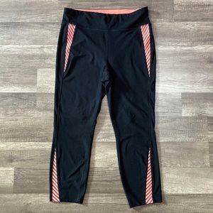 Activ8 Capri leggings size L